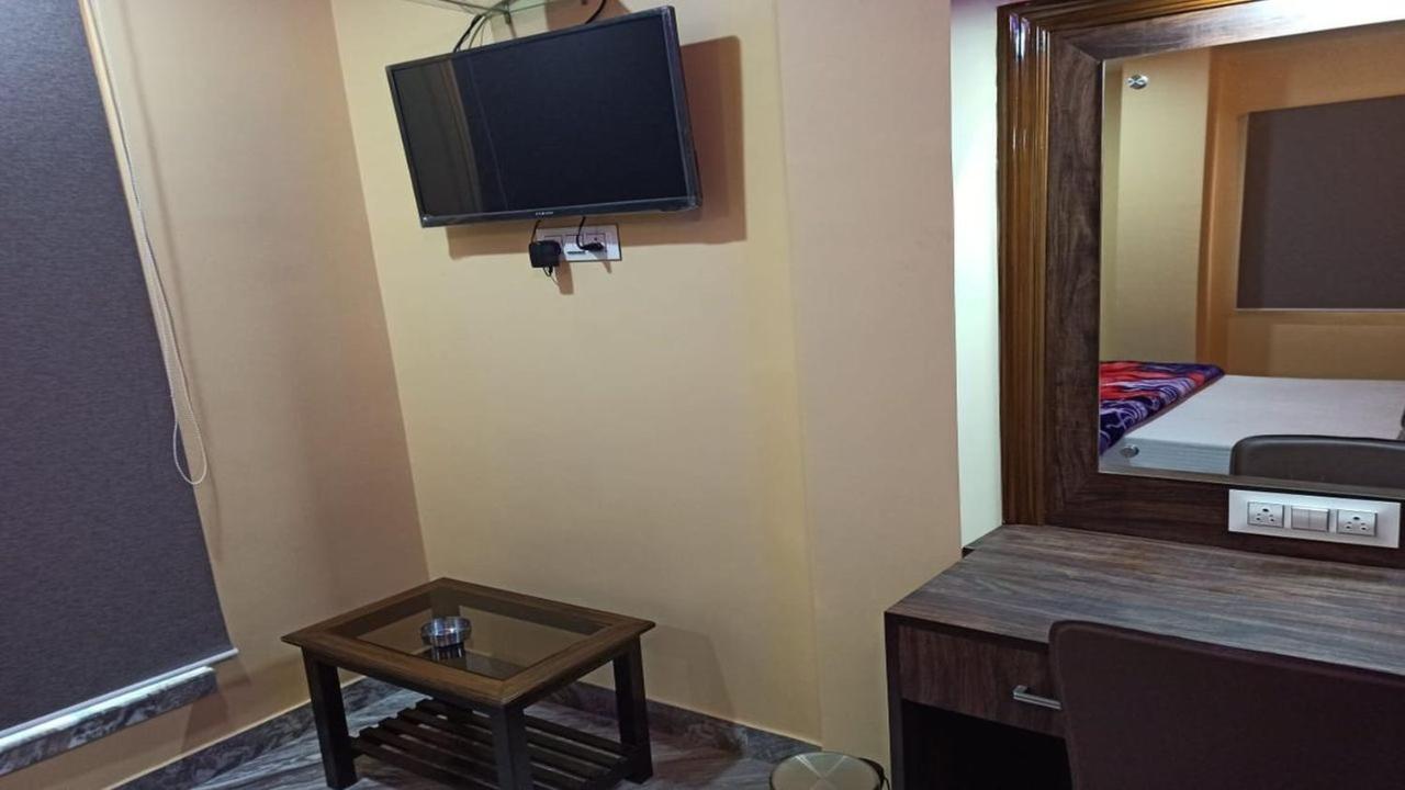 Hotel Aloka Residency Kalkuta Zewnętrze zdjęcie