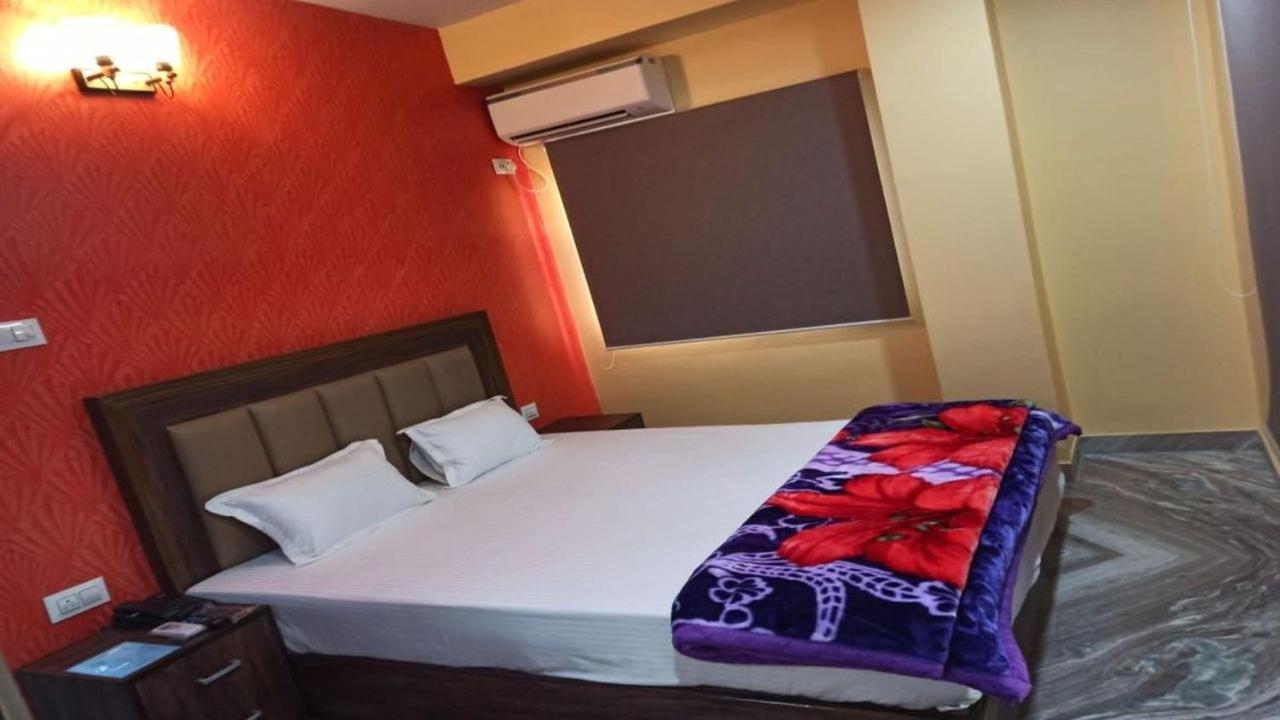 Hotel Aloka Residency Kalkuta Zewnętrze zdjęcie
