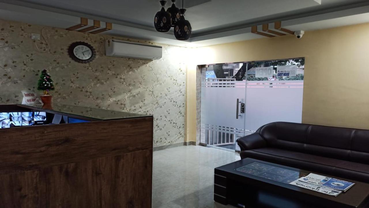 Hotel Aloka Residency Kalkuta Zewnętrze zdjęcie